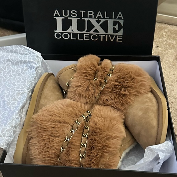 Australia Luxe Collective Atilla Short Chestnut Chain Boots size 7 Brand New - Picture 4 of 6